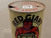 117 - RED GIANT QUART OIL CAN