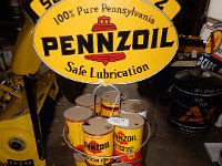 469 - PENNZOIL OIL CAN RACK WITH CANS