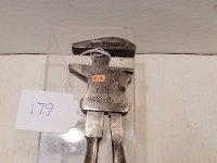 179) CHAMPION SPLIT HANDLE PIPE WRENCH