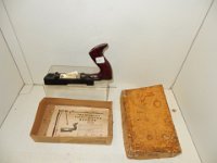 114)  STANLEY NO. 194 FIBRE BOARD PLANE IN ORIGINAL BOX