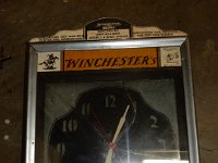 286) WINCHESTER AMUUNUNITION ADVERTISING CLOCK (CRACKED FACE, POSSIBLY A PUT-TOGETHER PIECE)
