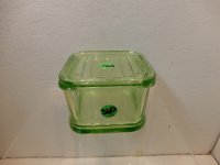 360 - GREEN DEPRESSION GLASS COVERED REFRIGERATOR DISH