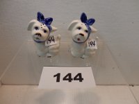 144 - SHAWNEE MUGGSY SHAKERS, SMALL